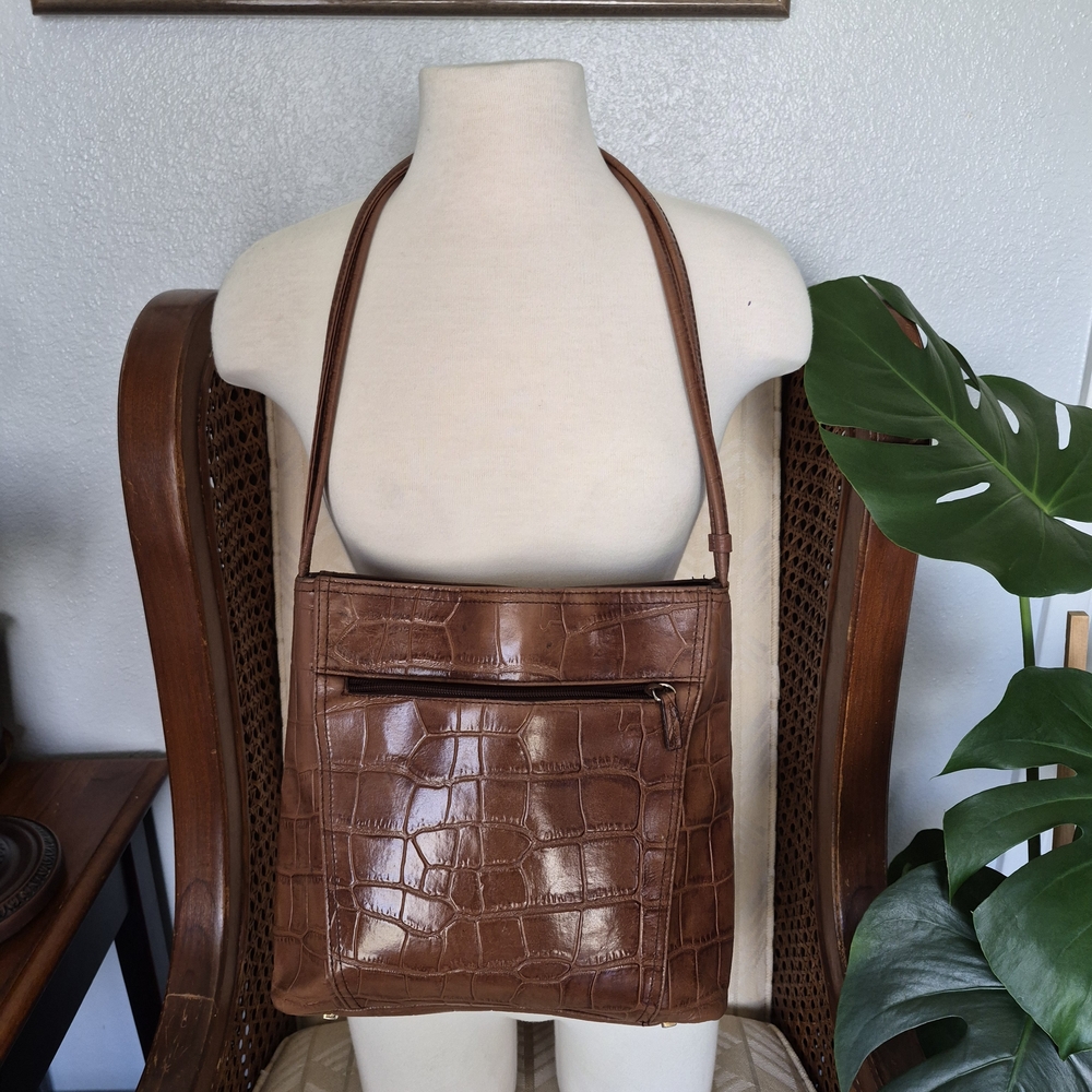 Vintage Worthington Brown Croc-Embossed Leather Shoulder Bag